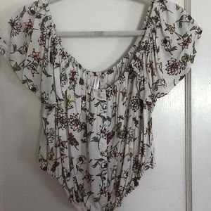 Xhilaration XL floral crop top